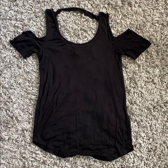 Cold shoulder tee - Picture 1 of 2